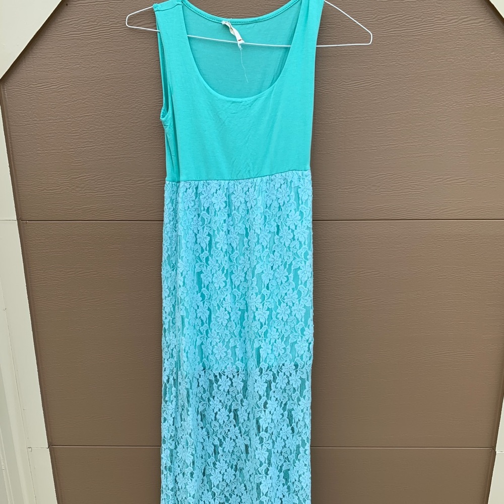 Lace Maxi Dress